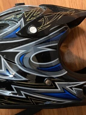 VGUC Bell Exodus T-40 Motocross Helmet